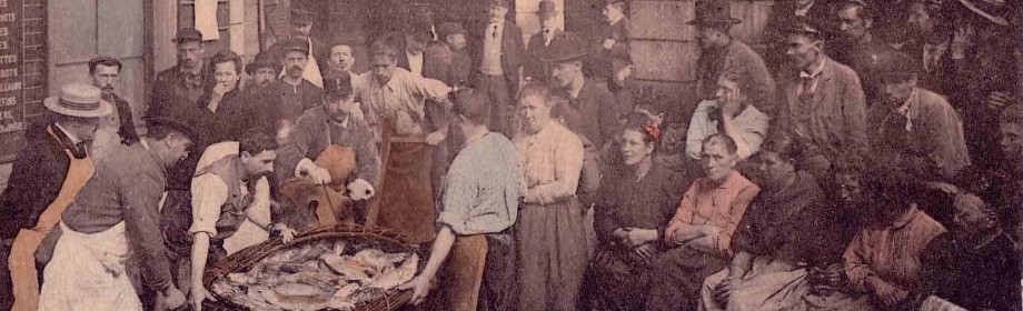 De Brusselse vismarkt in 1901. Postkaart. | Collectie CAG (Centrum Agrarische Geschiedenis)